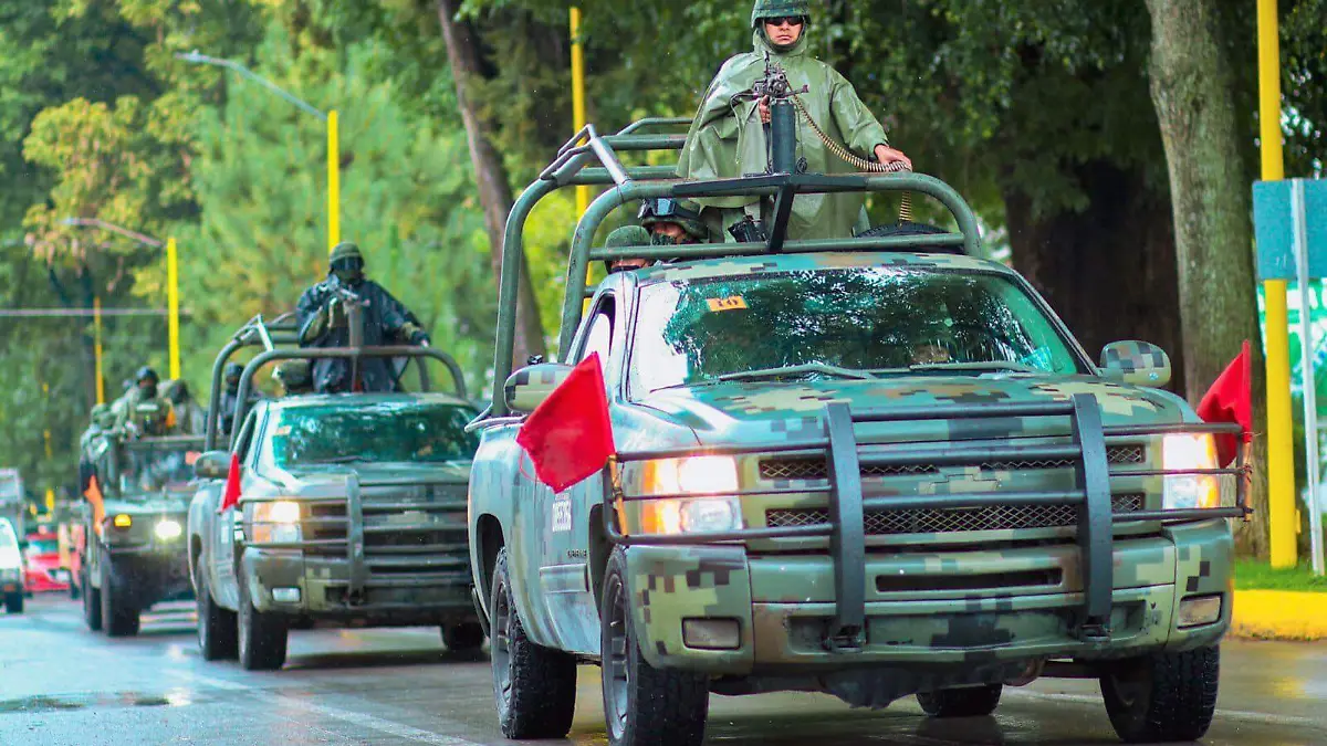 militares uruapan